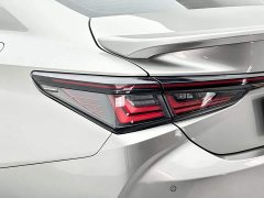 Lexus ES 300h Premium Edition - ფოტო 10