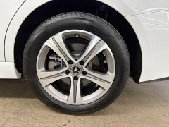 Mercedes-Benz C-Class Facelift C 200 L Sport Edition - ფოტო 14