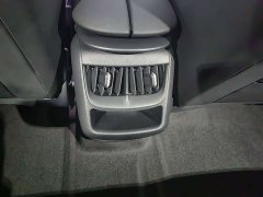 Volkswagen ID.UNYX Yuzhong ID.UNYX Pro Long Range Edition - ფოტო 5