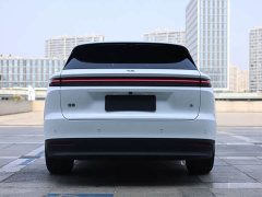 Li Auto i6 Two-wheel drive standard version - ფოტო 4