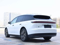 Li Auto i6 Two-wheel drive standard version - ფოტო 6