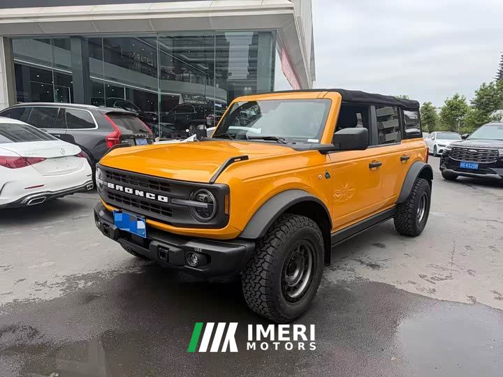 Ford Bronco 2.3T Long Beach Bigfoot Off-Road Edition