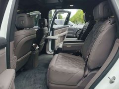 NIO ES8 Six-Seat Executive Luxury Edition - ფოტო 12