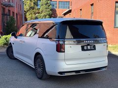Zeekr 009 2024 Six-Seat Executive AWD 108kWh - ფოტო 15