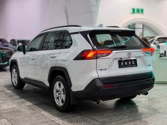 Toyota RAV4 2024 2.0L CVT FWD Urban Edition - ფოტო 4