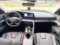 Hyundai Elantra 1.5L CVT Luxury - ფოტო 10