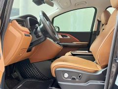 FAW Red Flag HQ9 2.0T Smart Connected Premium Edition - ფოტო 9