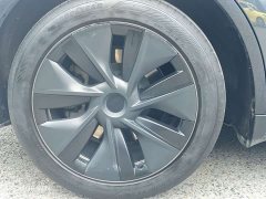 Tesla Model Y Rear-Wheel Drive - ფოტო 13