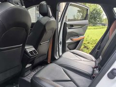 Changan UNI-V 2022 1.5T Deluxe - ფოტო 13