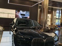 BMW 7 Series 735Li Luxury Package - ფოტო 2