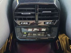 BMW iX xDrive40 - ფოტო 16