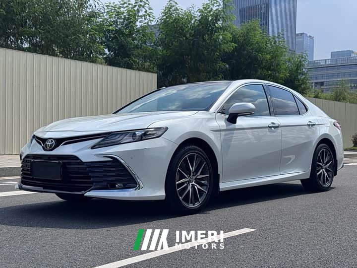 Toyota Camry 2.5G Luxury - ავტომობილი ჩინეთიდან