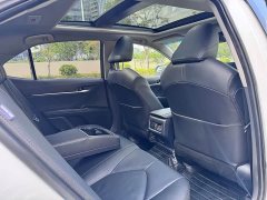 Toyota Camry 2.5G Luxury - ფოტო 12