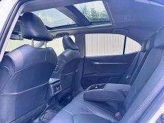 Toyota Camry 2.5G Luxury - ფოტო 13