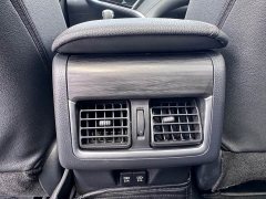 Toyota Camry 2.5G Luxury - ფოტო 14
