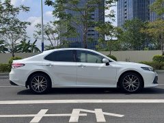 Toyota Camry 2.5G Luxury - ფოტო 6