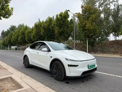 Tesla Model Y Rear-Wheel Drive Launch Edition - ფოტო 3