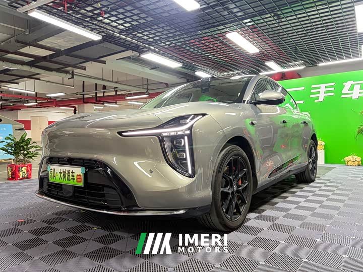 IM Motors Zhiji LS6 Pure Electric Max
