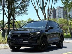 Volkswagen Touareg 3.0TSI Sharp Enjoyment Edition Jet Black Sport Package - ფოტო 1