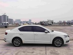 Skoda Octavia 1.5L Automatic Comfort Edition - ფოტო 3