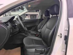 Skoda Octavia 1.5L Automatic Comfort Edition - ფოტო 6