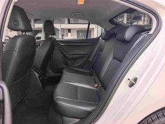 Skoda Octavia 1.5L Automatic Comfort Edition - ფოტო 7