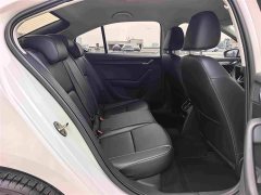 Skoda Octavia 1.5L Automatic Comfort Edition - ფოტო 9