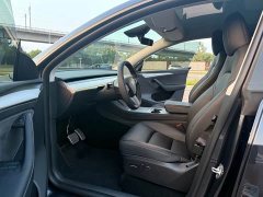 Tesla Model Y Rear-Wheel Drive - ფოტო 8