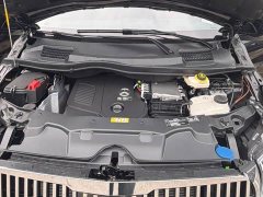 Mercedes-Benz Vito 2024 2.0T Business Edition 7-Seater - ფოტო 13
