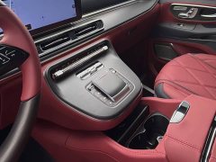 Mercedes-Benz Vito 2024 2.0T Business Edition 7-Seater - ფოტო 14