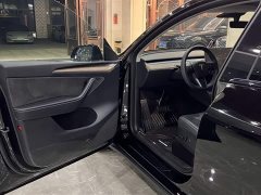Tesla Model Y 2022 Facelift Rear-Wheel Drive - ფოტო 5