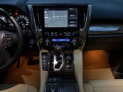 Toyota Alphard 2021 Hybrid 2.5L Premium Edition - ფოტო 13