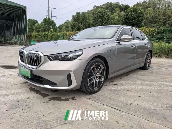 BMW i5 eDrive 35L Luxury Edition Premium Package - ავტომობილი ჩინეთიდან