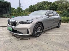 BMW i5 eDrive 35L Luxury Edition Premium Package - ფოტო 1