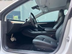 Tesla Model 3 Performance All-Wheel Drive - ფოტო 9
