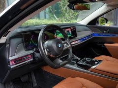 BMW 7 Series 740Li Premier Luxury Package - ფოტო 10