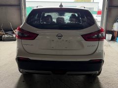 Nissan Qashqai 2.0L CVT XV Premium Luxury - ფოტო 17