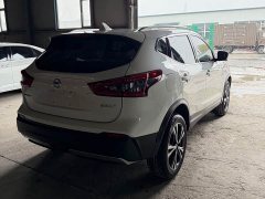 Nissan Qashqai 2.0L CVT XV Premium Luxury - ფოტო 18