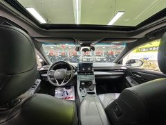 Toyota Avalon 2.0L XLE Premium Edition - ფოტო 13
