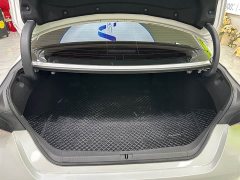 Toyota Avalon 2.0L XLE Premium Edition - ფოტო 17