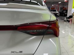 Toyota Avalon 2.0L XLE Premium Edition - ფოტო 8