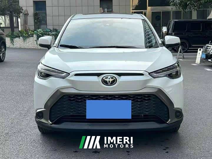 Toyota Frontlander 2.0L CVT Luxury - ავტომობილი ჩინეთიდან