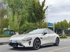 Xiaomi SU7 Rear-Wheel Drive Standard Edition - ფოტო 1
