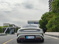 Xiaomi SU7 Rear-Wheel Drive Standard Edition - ფოტო 9
