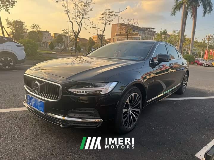Volvo S90 B5 Intelligent Luxury Edition - ავტომობილი ჩინეთიდან