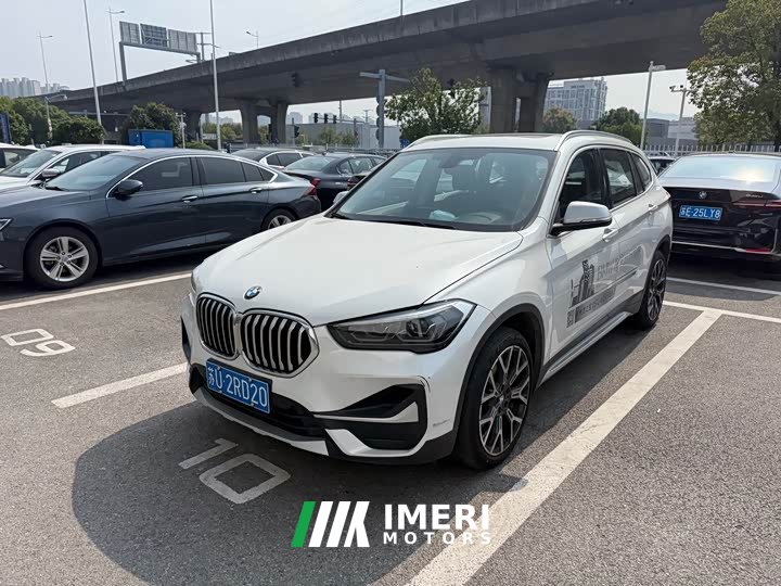 BMW X1 xDrive25Li Luxury