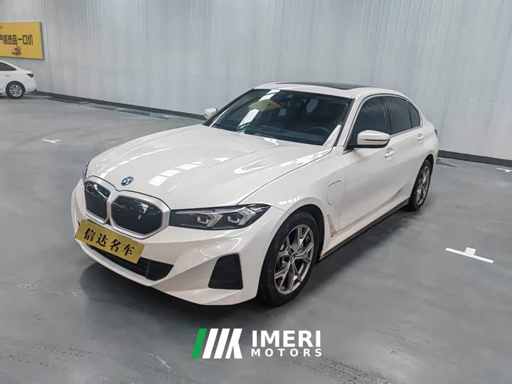 BMW i3 eDrive 35 L