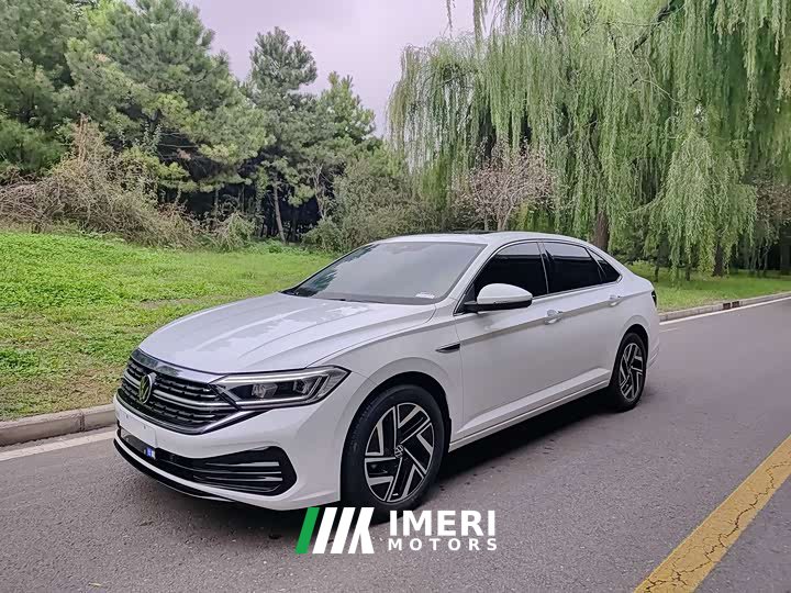 Volkswagen Sagitar 300TSI DSG Excellence Edition - ავტომობილი ჩინეთიდან