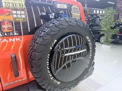Tank 300 Off-Road Edition 2.0T Conqueror - ფოტო 4