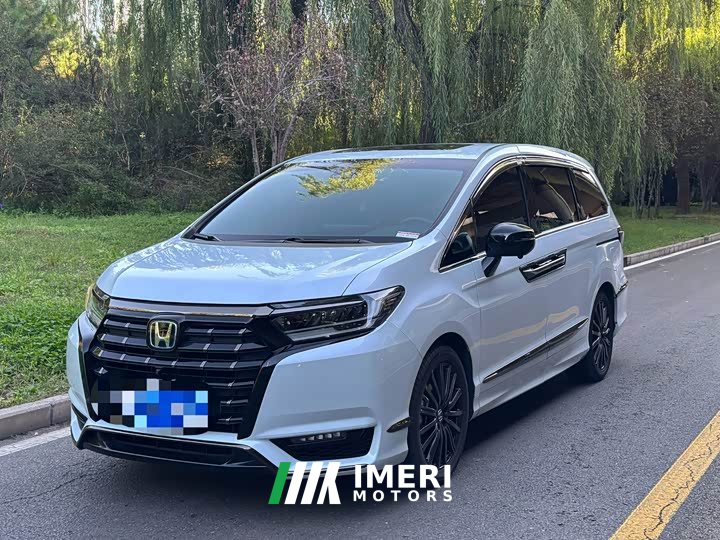 Honda Odyssey 2.0L e:HEV Luxury - ავტომობილი ჩინეთიდან